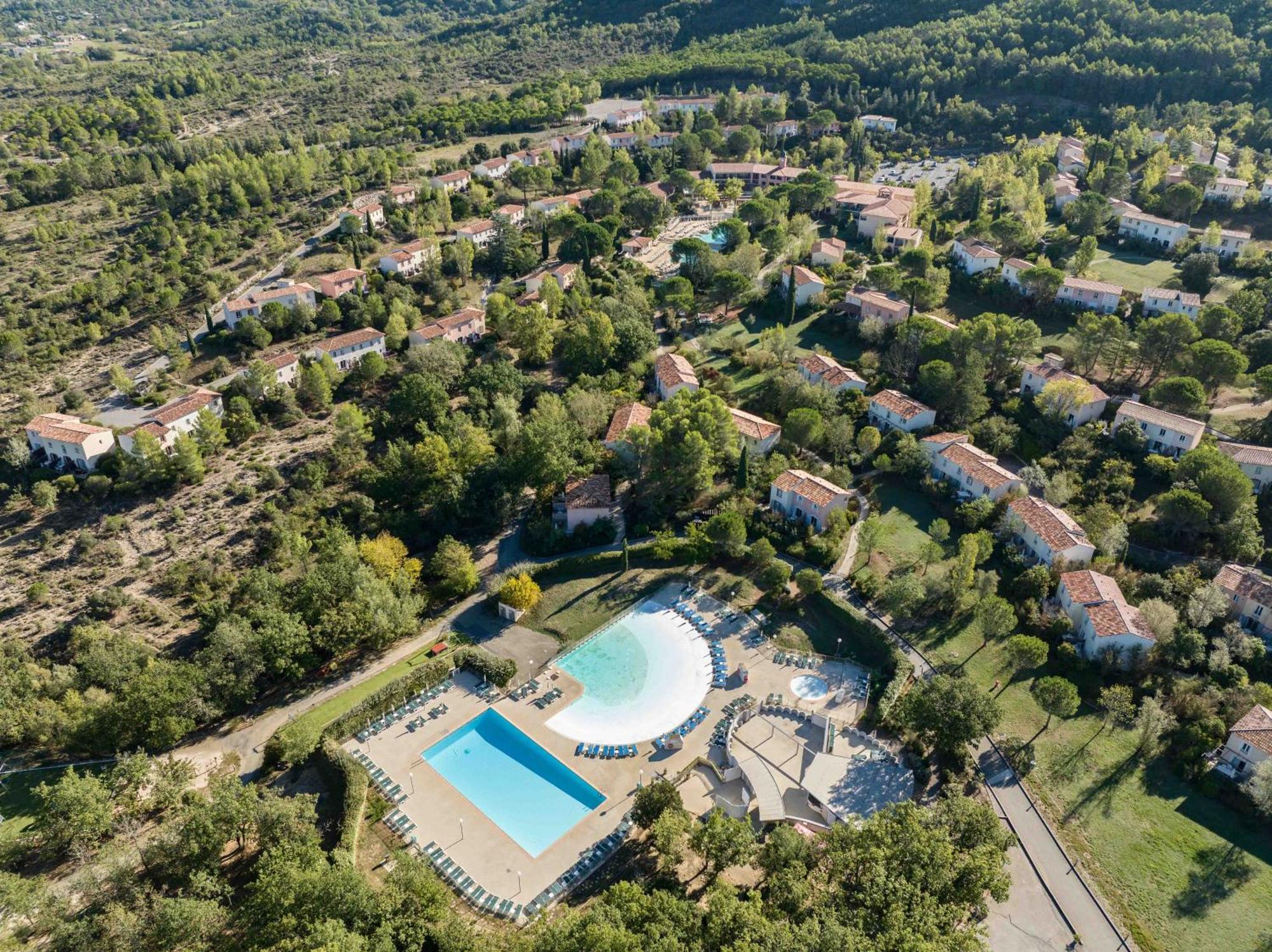 Village Pierre & Vacances Le Rouret Grospierres Eksteriør bilde