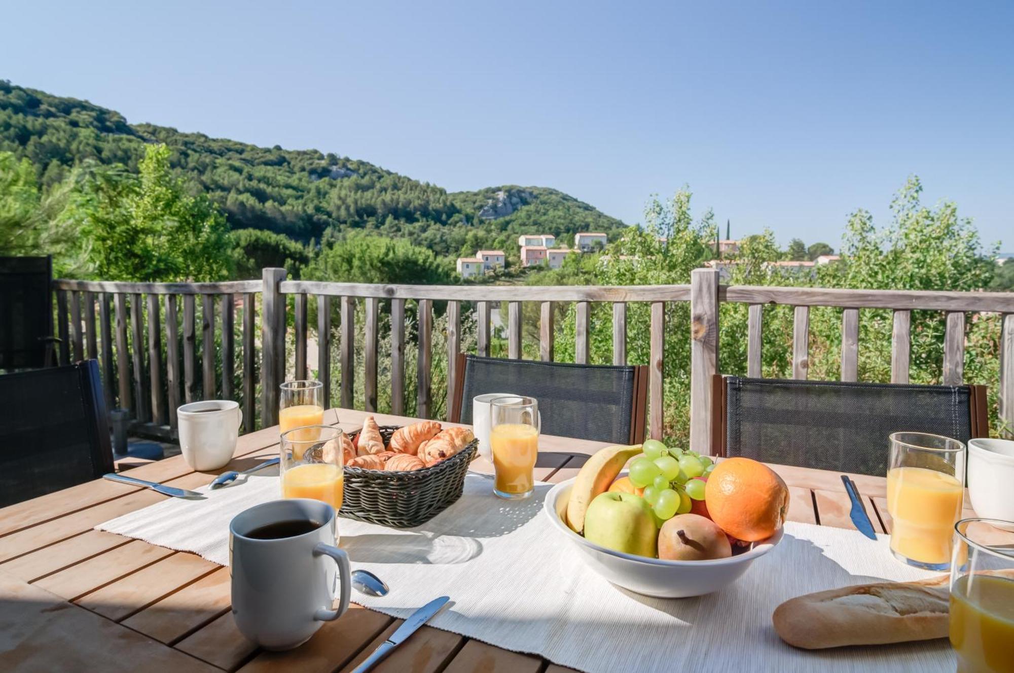 Village Pierre & Vacances Le Rouret Grospierres Eksteriør bilde